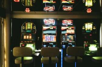 Slot Machine Secrets: How to Choose the Right Title Online and Increase Your Chances of Winning